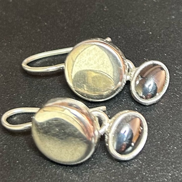 Sterling Silver & Hematite Earrings - Picture 6 of 6